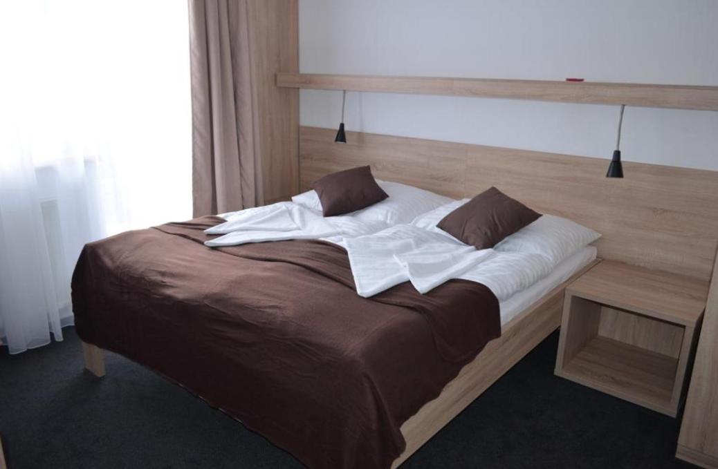 Hotel Ceska Farma Dolni Dvur Luaran gambar