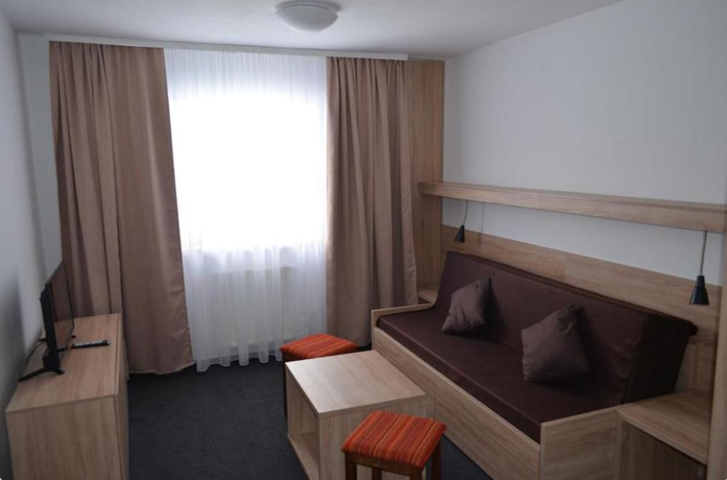Hotel Ceska Farma Dolni Dvur Luaran gambar